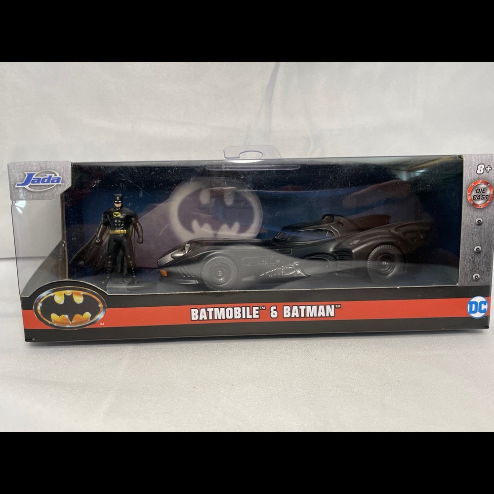 Jada toys batmobile &figure set